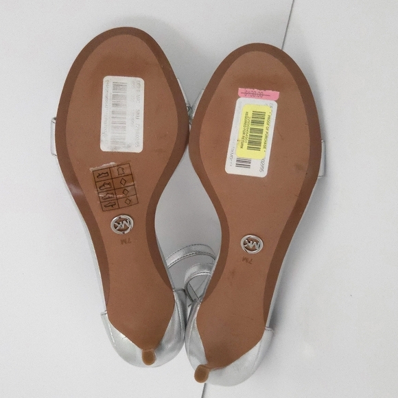 Michael Kors Metallic Silver Sequin Bow Ankle Strap Open-Toe Stiletto High Heels - Picture 6 of 8